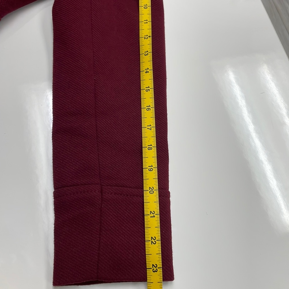 Elegant Coat with Side Pockets - Picture 15 of 15